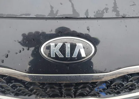 2017 Kia Forte Lx z USA, uszkodzony, nr VIN 3KPFK4A77HE031160